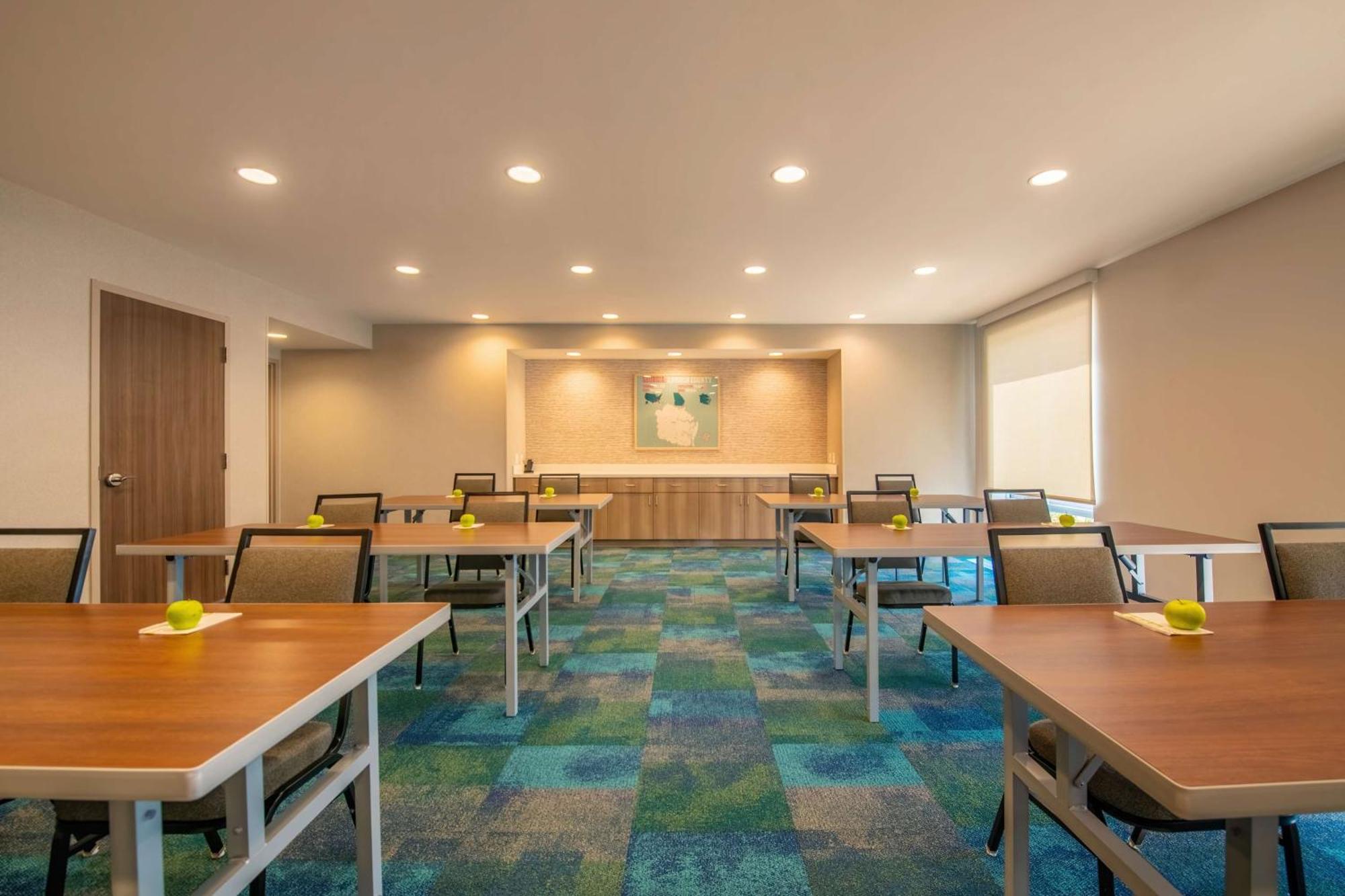 Hotel Home2 By Hilton 3*